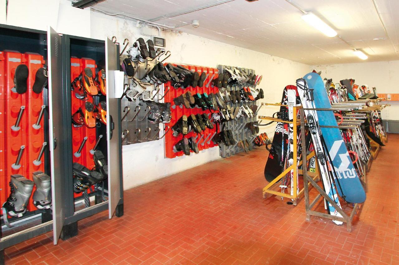 Hotel Il Caminetto Sport Canazei Ngoại thất bức ảnh