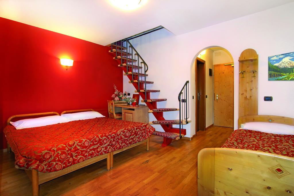 Hotel Il Caminetto Sport Canazei Ngoại thất bức ảnh