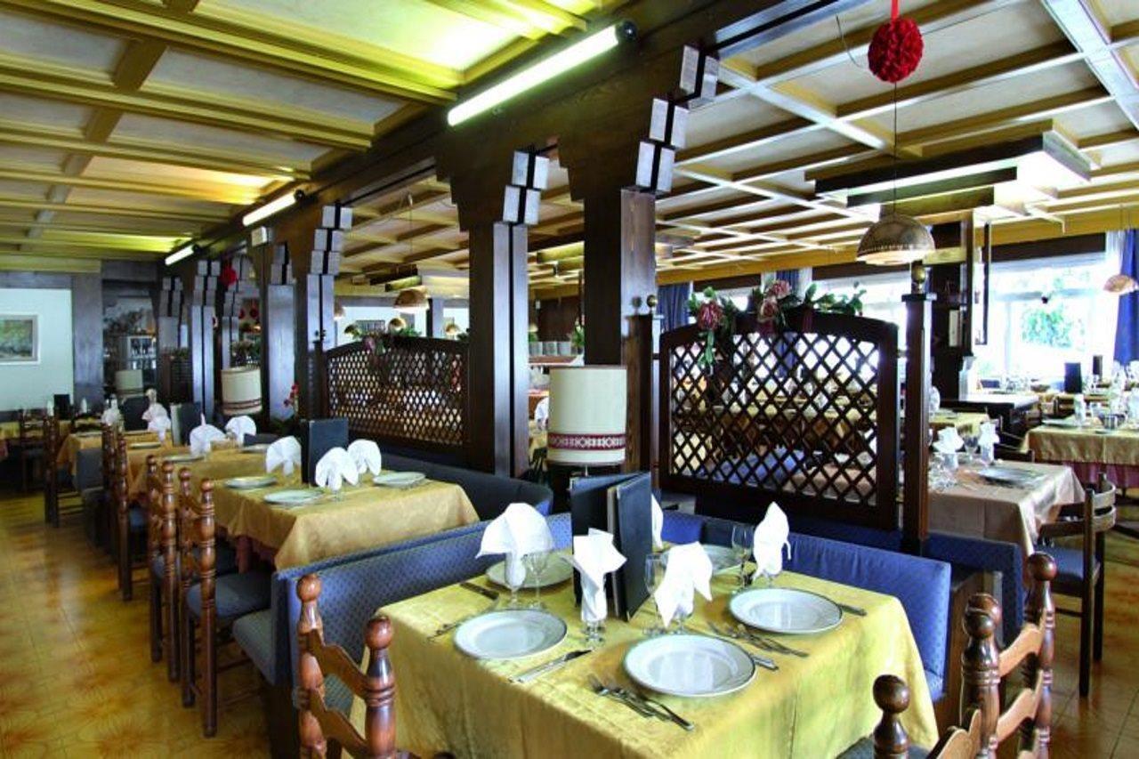 Hotel Il Caminetto Sport Canazei Ngoại thất bức ảnh